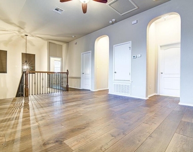 1808 Mcclannahan Dr - Photo Thumbnail 19