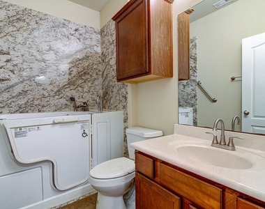 1808 Mcclannahan Dr - Photo Thumbnail 12