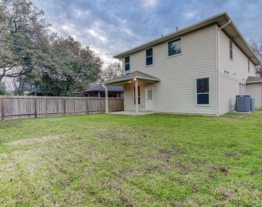 1808 Mcclannahan Dr - Photo Thumbnail 15
