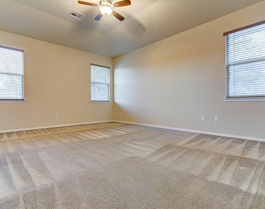1808 Mcclannahan Dr - Photo Thumbnail 20