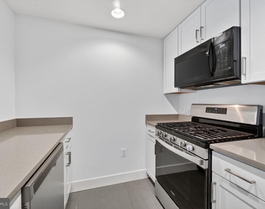 50 Florida Avenue Ne - Photo Thumbnail 3
