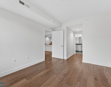 50 Florida Avenue Ne - Photo Thumbnail 11