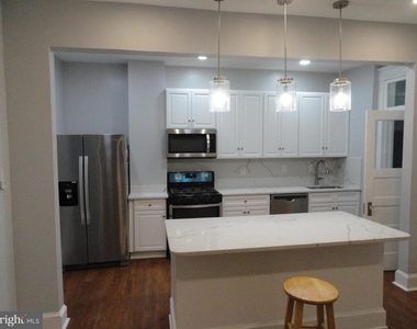 705 Quincy Street Nw - Photo Thumbnail 6