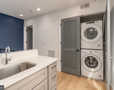 811 Upshur Street Nw - Photo Thumbnail 16