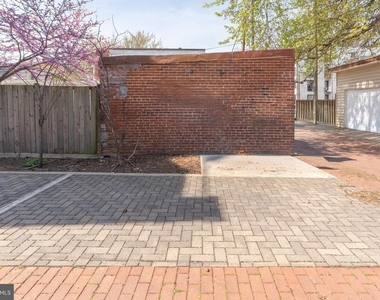 811 Upshur Street Nw - Photo Thumbnail 36