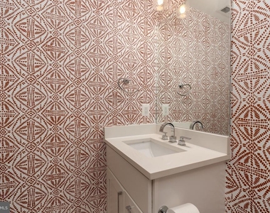 811 Upshur Street Nw - Photo Thumbnail 18