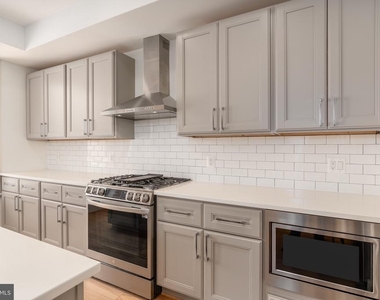 811 Upshur Street Nw - Photo Thumbnail 8