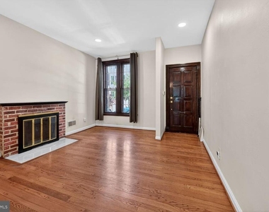 1025 30th Street Nw - Photo Thumbnail 3