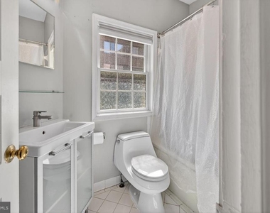 1025 30th Street Nw - Photo Thumbnail 14