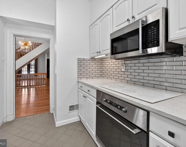 1025 30th Street Nw - Photo Thumbnail 9