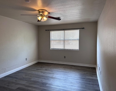 298 Lamaloa Ln - Photo Thumbnail 7