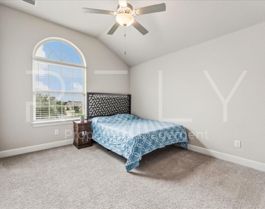 240 Cross Timbers Dr - Photo Thumbnail 27