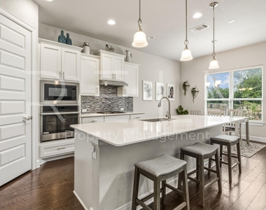 240 Cross Timbers Dr - Photo Thumbnail 15