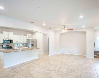 221 Birch Oak Dr - Photo Thumbnail 4
