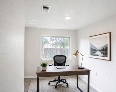221 Birch Oak Dr - Photo Thumbnail 17