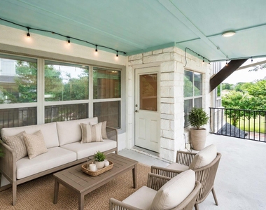 221 Birch Oak Dr - Photo Thumbnail 19