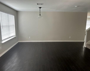 1302 Casa Blanca Cv - Photo Thumbnail 3