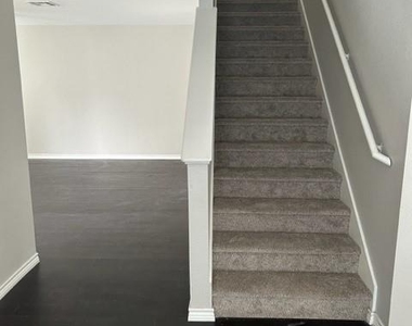 1302 Casa Blanca Cv - Photo Thumbnail 4