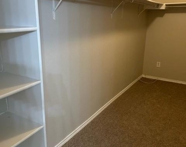 1302 Casa Blanca Cv - Photo Thumbnail 10
