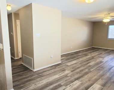 3922 Haleys Way - Photo Thumbnail 20