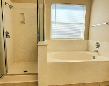 3922 Haleys Way - Photo Thumbnail 17