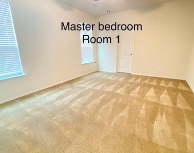 700 Screech Owl Dr - Photo Thumbnail 16