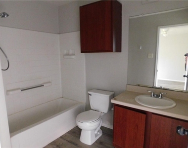 17701 Powder Creek Dr - Photo Thumbnail 14