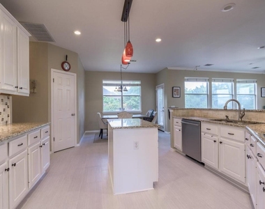 3404 Lyon Club Ct - Photo Thumbnail 9
