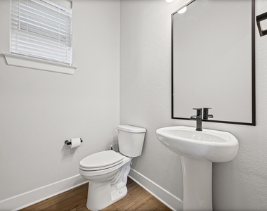 5806 Rangeland Rd - Photo Thumbnail 16