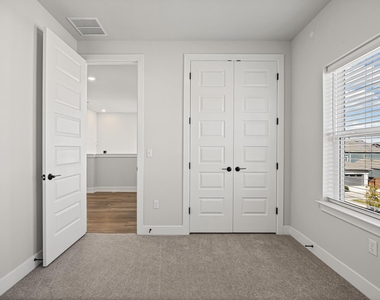 5806 Rangeland Rd - Photo Thumbnail 23