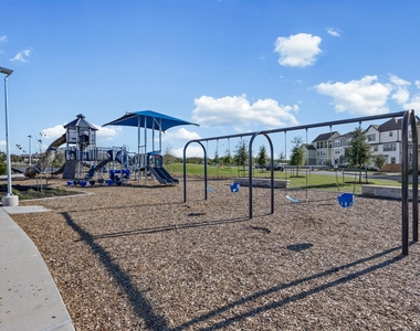 5806 Rangeland Rd - Photo Thumbnail 32