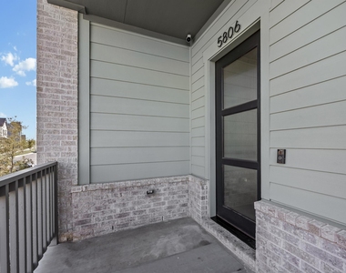 5806 Rangeland Rd - Photo Thumbnail 7
