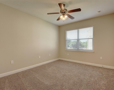 6011 Fairway St - Photo Thumbnail 21