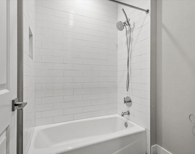 913 Stobaugh St - Photo Thumbnail 34