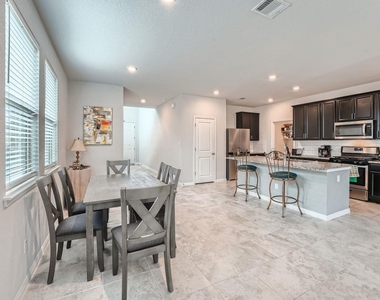 104 Red Cedar Ct - Photo Thumbnail 5