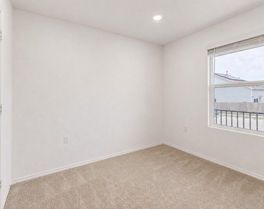2612 Schwartz Ln - Photo Thumbnail 13