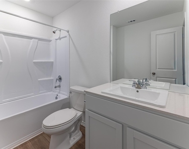 2612 Schwartz Ln - Photo Thumbnail 10