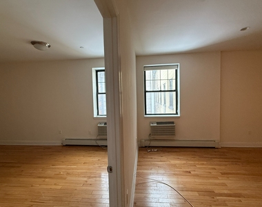 101 Clinton Street - Photo Thumbnail 5
