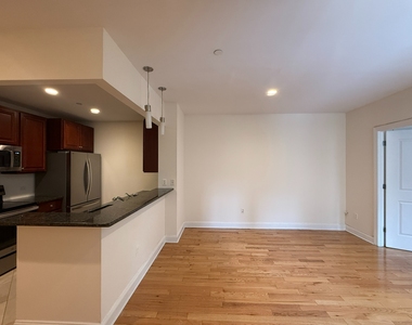 101 Clinton Street - Photo Thumbnail 12