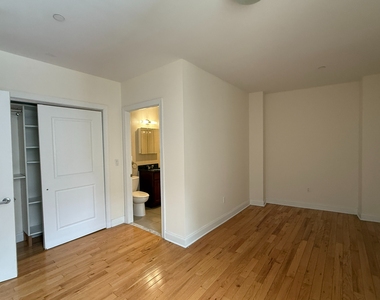 101 Clinton Street - Photo Thumbnail 9