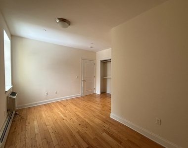 101 Clinton Street - Photo Thumbnail 10