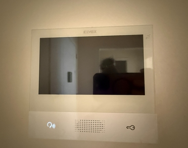 101 Clinton Street - Photo Thumbnail 15