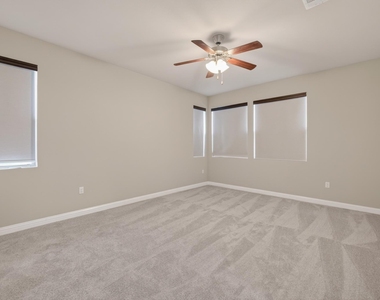 1501 Lawrence St - Photo Thumbnail 14