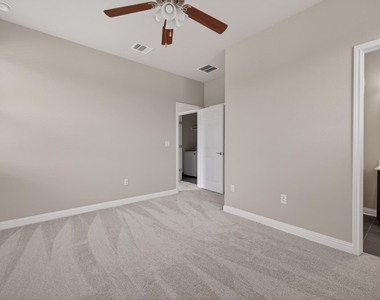1501 Lawrence St - Photo Thumbnail 20
