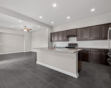 1501 Lawrence St - Photo Thumbnail 7
