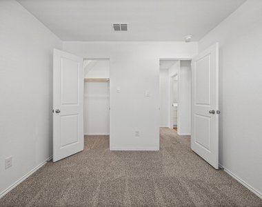 310 Puerto Plata Ave - Photo Thumbnail 13