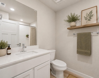 1024 Tipton St - Photo Thumbnail 13