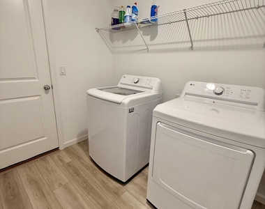 10855 Drogba Drive - Photo Thumbnail 14