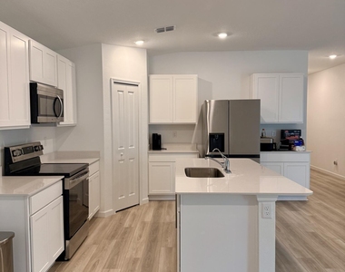 10855 Drogba Drive - Photo Thumbnail 9