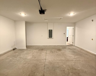 10855 Drogba Drive - Photo Thumbnail 12